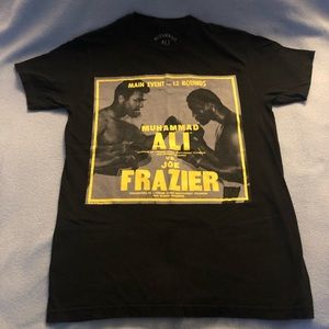 Size L, Muhammad Ali Vs. Joe Frazier, Short Sleeve